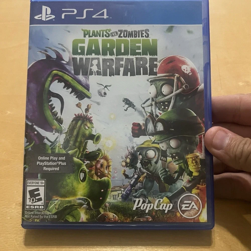 Plants vs Zombies Garden Warfare PS4 Complete CIB Tested EA PopCap